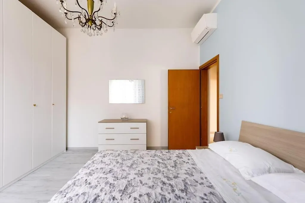 Camarco, A Pochi Passi Da Villa Erbosa Bologna 0*,  Italy