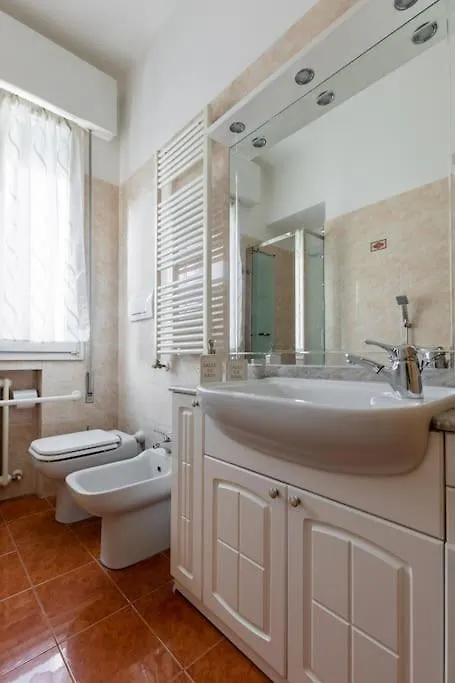 Camarco, A Pochi Passi Da Villa Erbosa Bologna 0*,  Italy